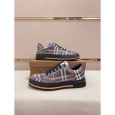 Burberry Low Shoes